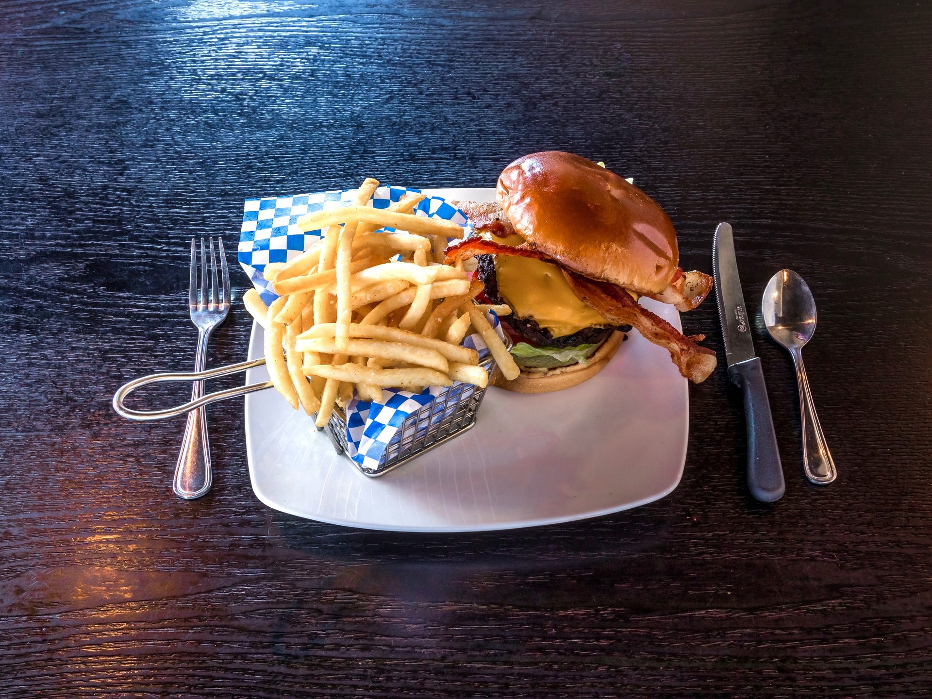 Recognized among Phoenix's best burgers