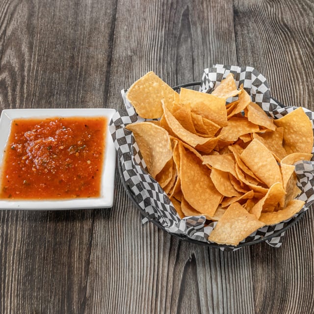 Chips & Salsa.